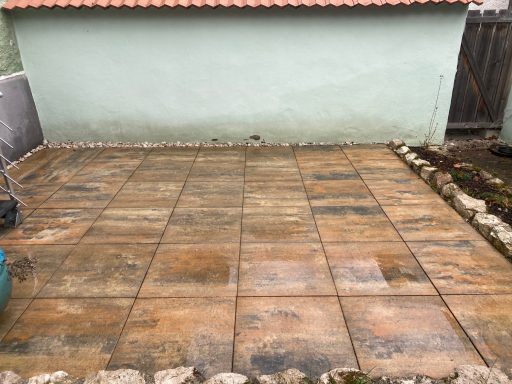 Terrassenreinigung in Traunstein im März 26 Nachher