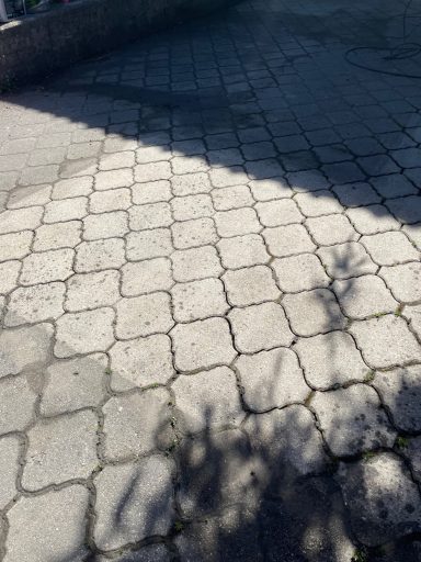 Weitere Schadensregulierung eines Ölschadens in Laufen im Juni 2026 Nachher Weitere Schadensregulierung eines Ölschadens in Laufen im Juni 2026 Vorher
