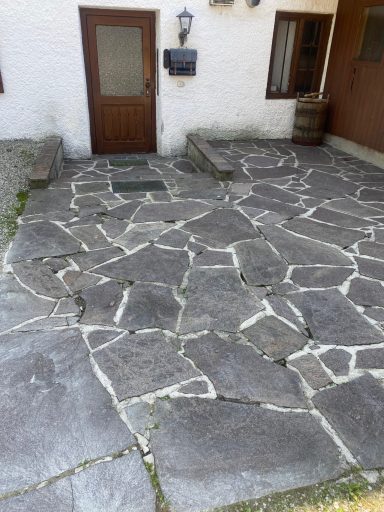 Reinigung Eingangsbereich in Bergen/ Holzhausen Juni 25