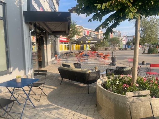 Gewerbliche Spezialreinigung am Edeka Pfeilstetter in Traunstein Haslach im August 2026 Nachher Gewerbliche Spezialreinigung am Edeka Pfeilstetter in Traunstein Haslach im August 2026 Nachher