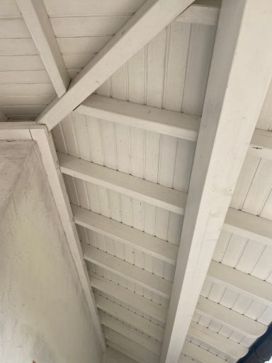 Unterdachreinigung im August 25 Nachher